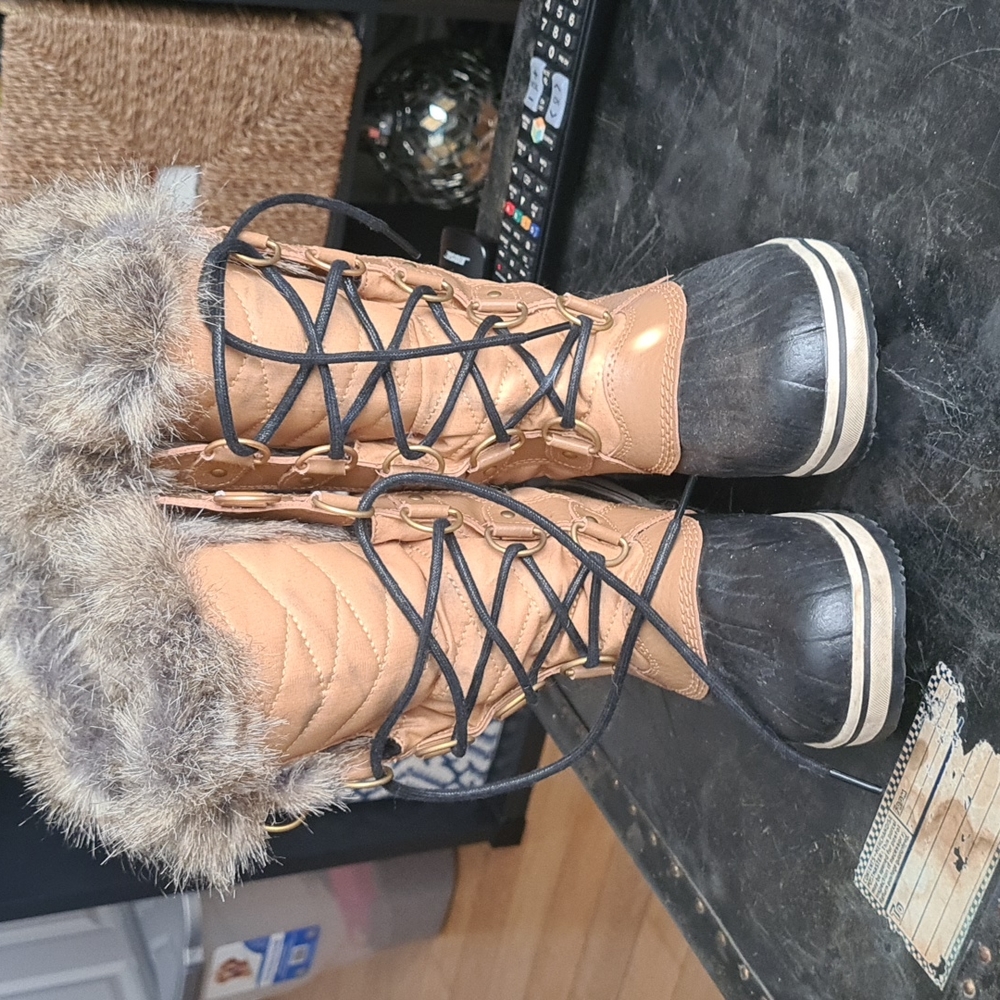 Sorel snow boots